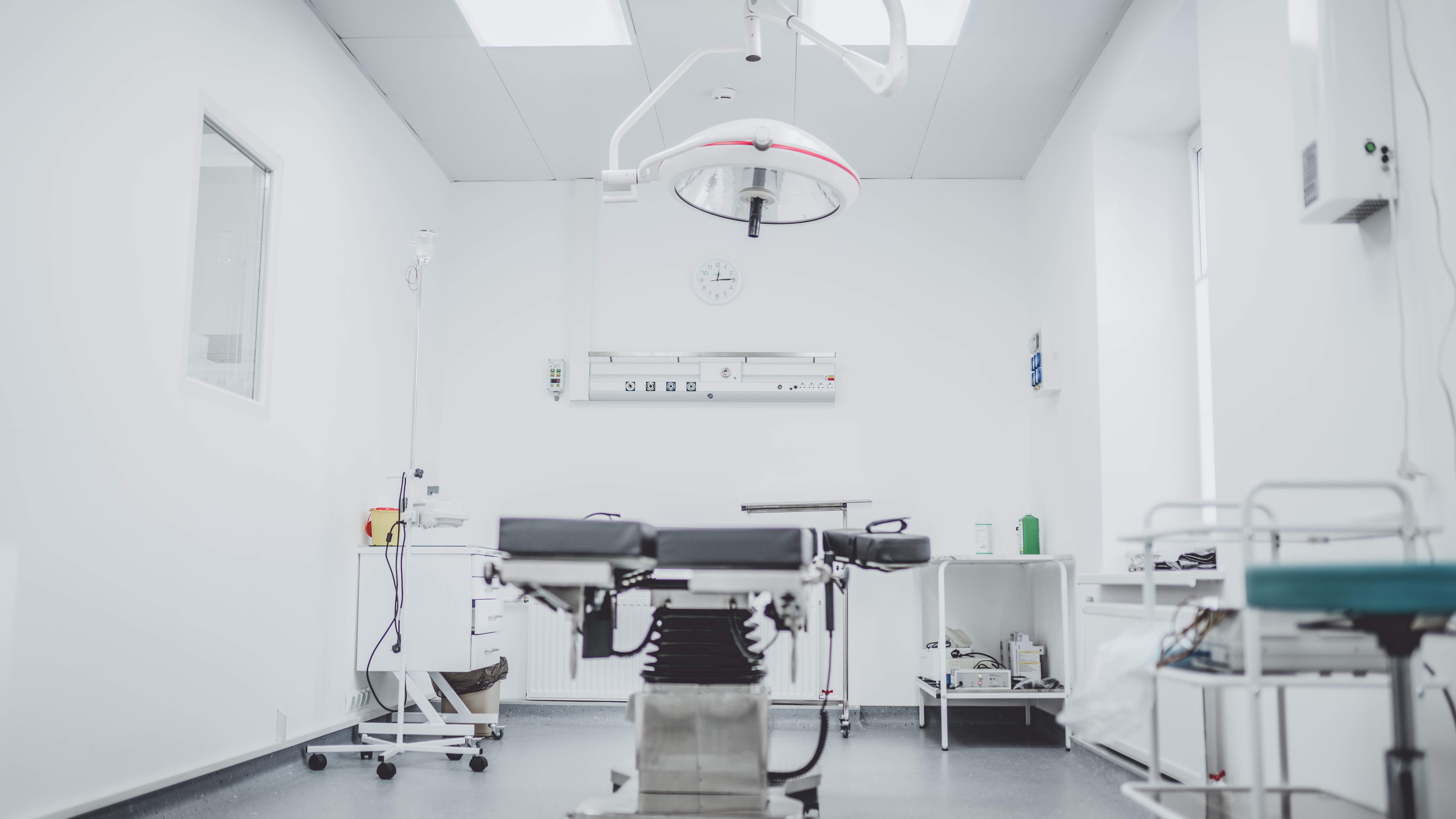 Pendirian Klinik & Apotek